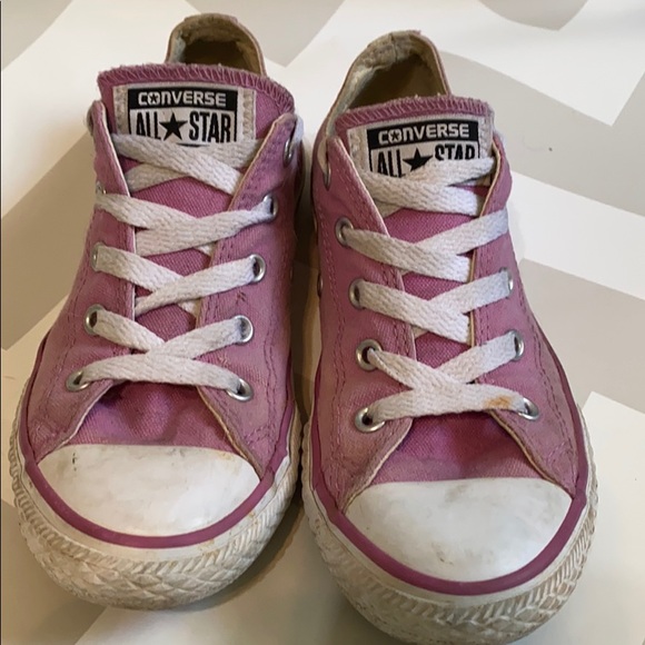 Converse - Picture 2 of 5